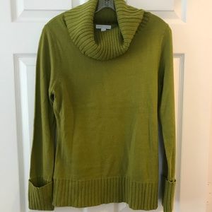 NY&Co turtleneck sweater size M